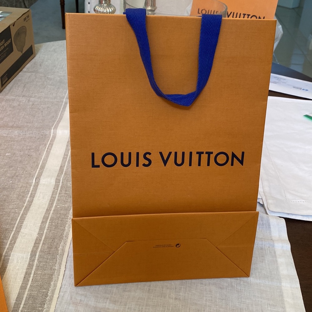 Louis Vuitton shopping bag - Picture 5 of 5